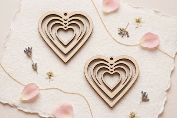 Boucles d'oreilles en bois gravé — Forme Cœur